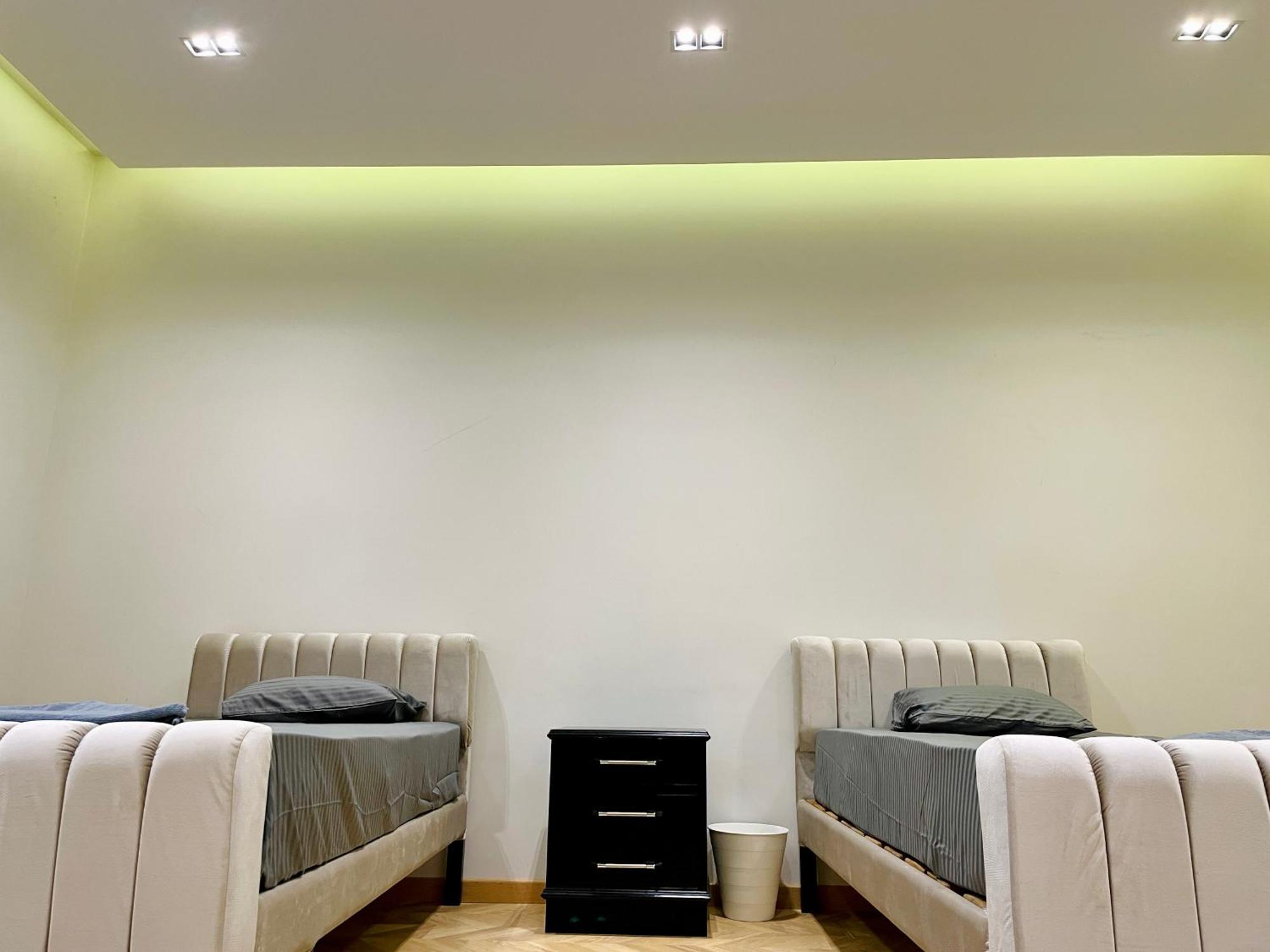 Stylish & Cozy 2br In New
